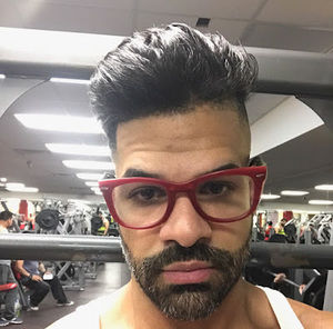 Meet your Posher, Adrian